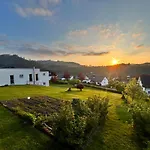 17 Am Berg Apartmán *