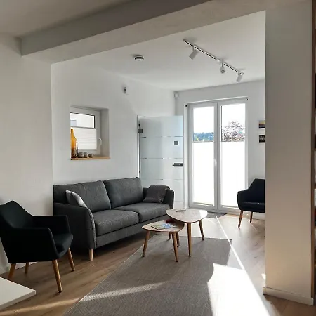 17 Am Berg Διαμέρισμα *