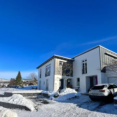 17 Am Berg * Winterberg